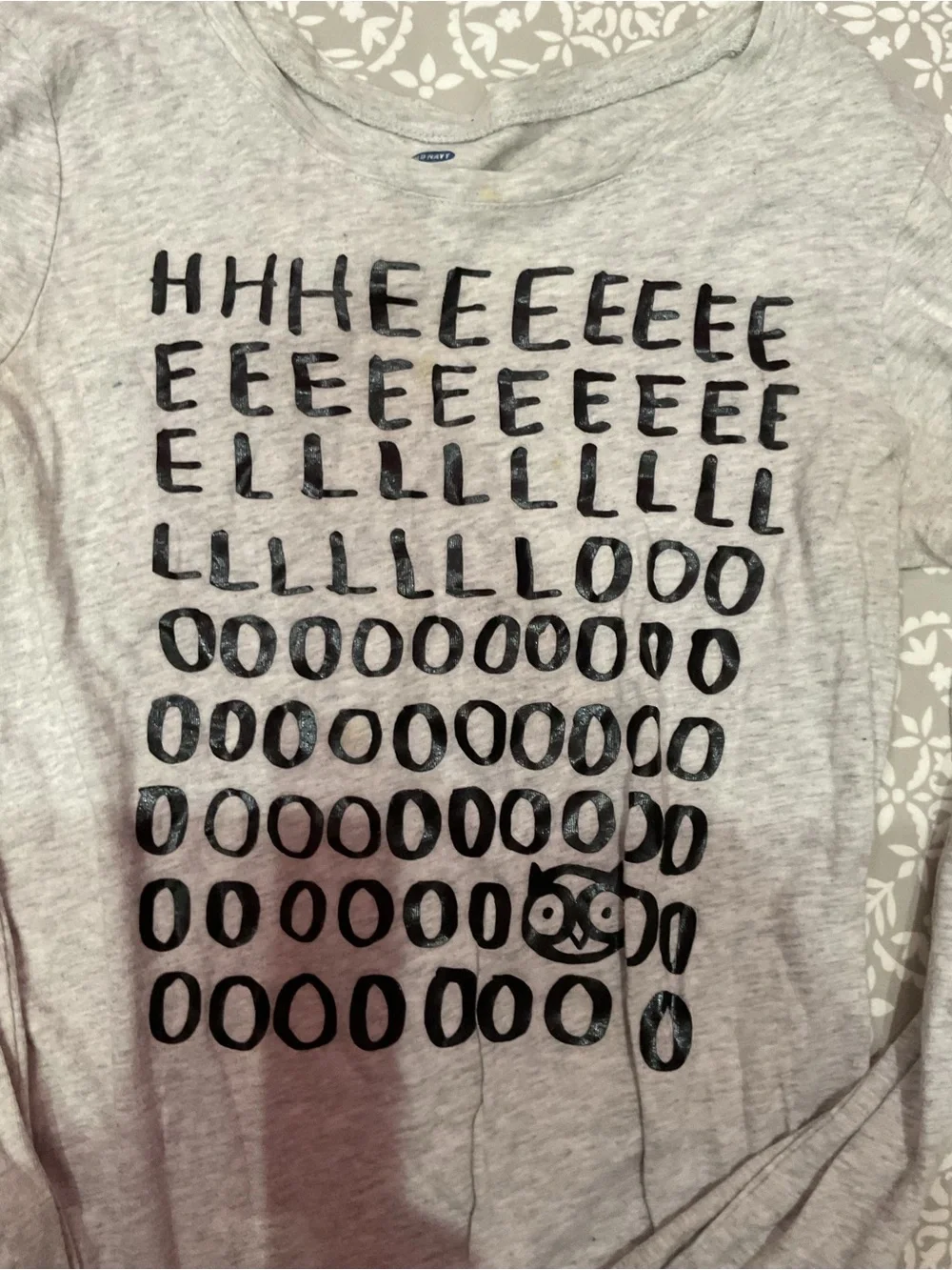 Old Navy Girls Gray Long Sleeve “HELLOOOOOO” Shirt Size L (10/12)